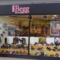 Begg Shoes and Bags 739535 Image 0